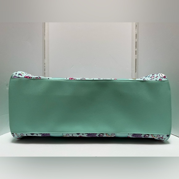 🔆HELLO KITTY TRAVEL DUFFEL BAG - Picture 6 of 15